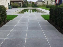 ynan blue stone (YBS)